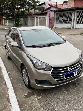 HYUNDAI HB20S 1.6 COMFORT PLUS 16V FLEX 4P AUTOMÁTICO